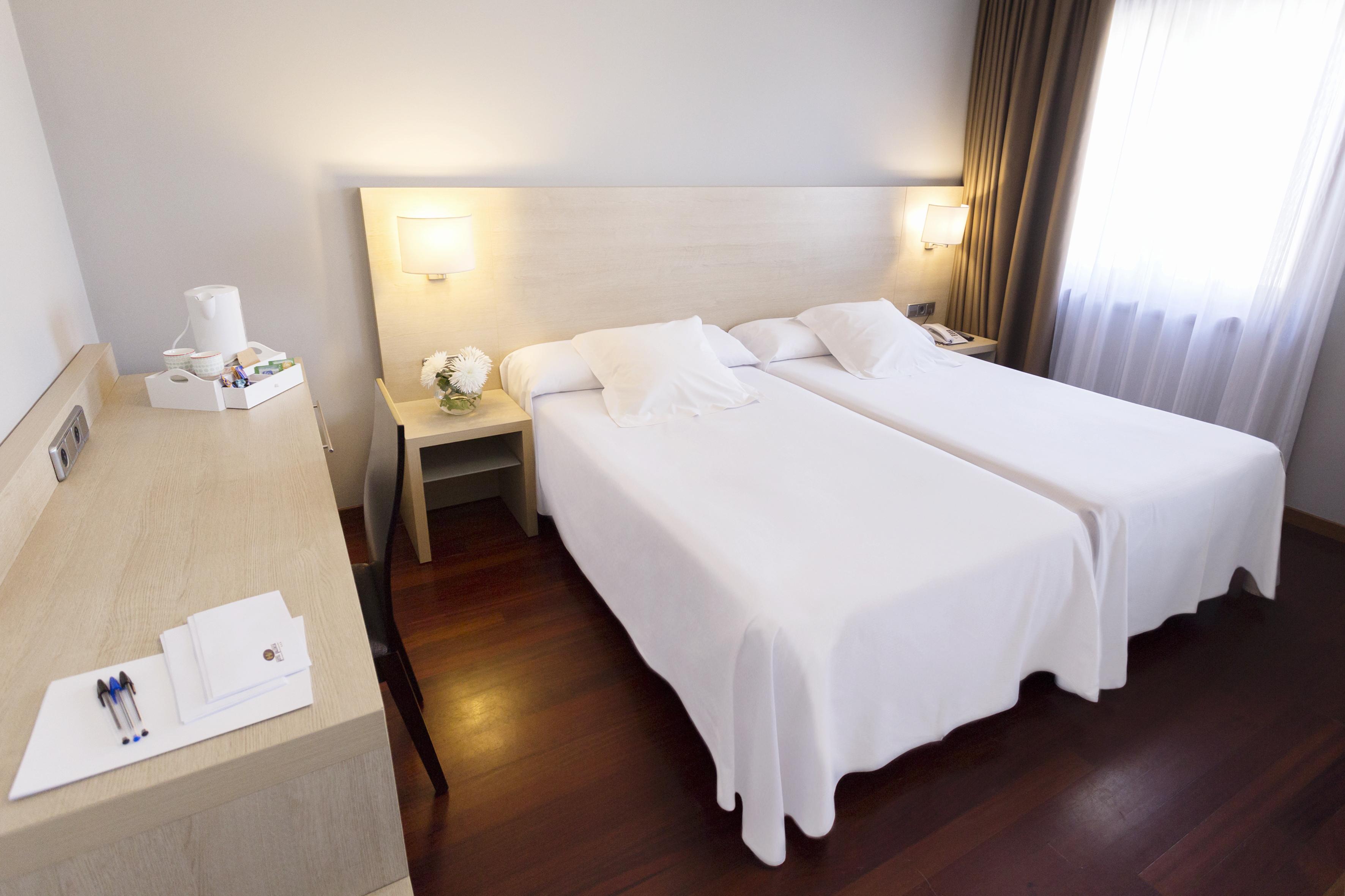 Hotel Valencia Ferrol Luaran gambar