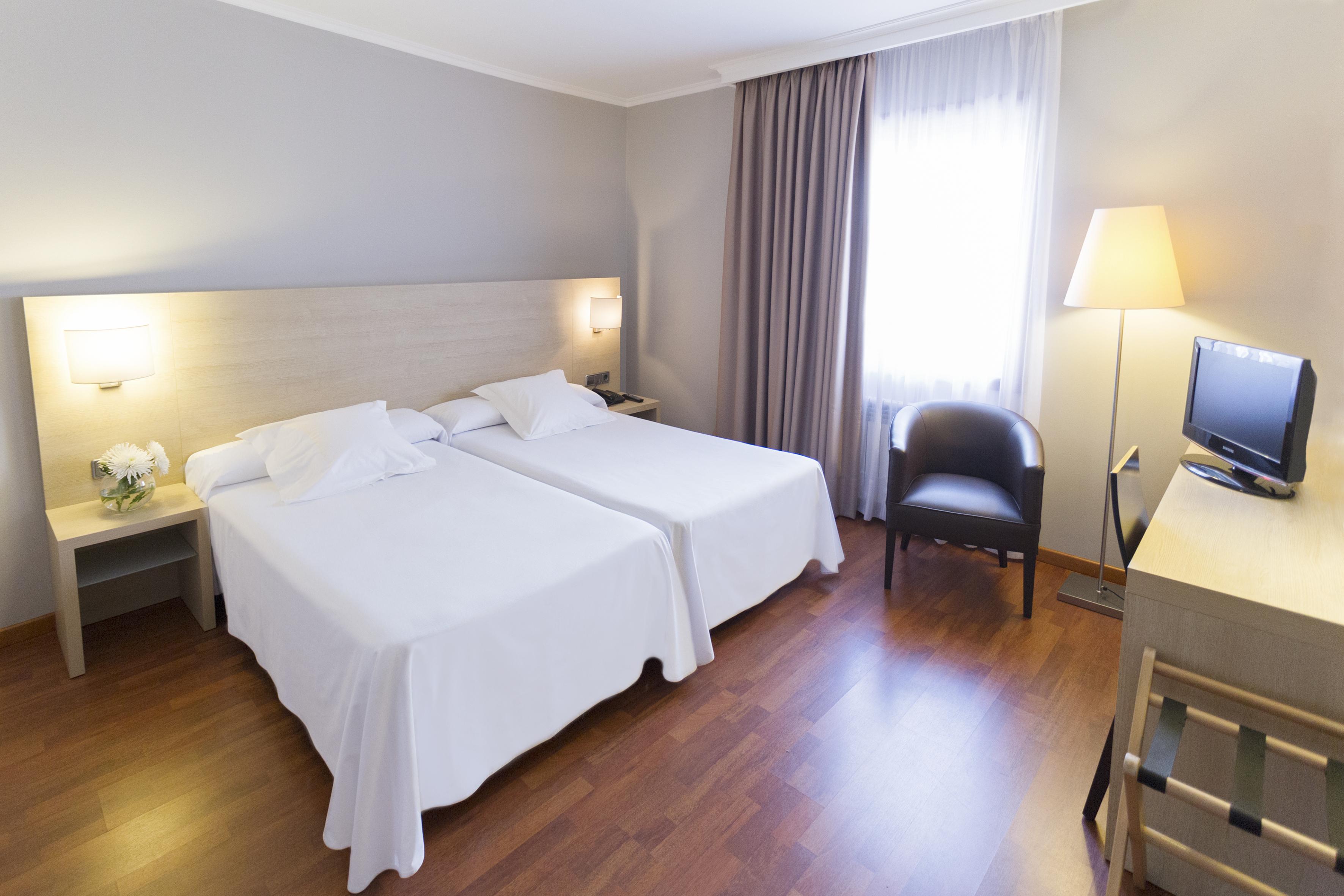 Hotel Valencia Ferrol Luaran gambar