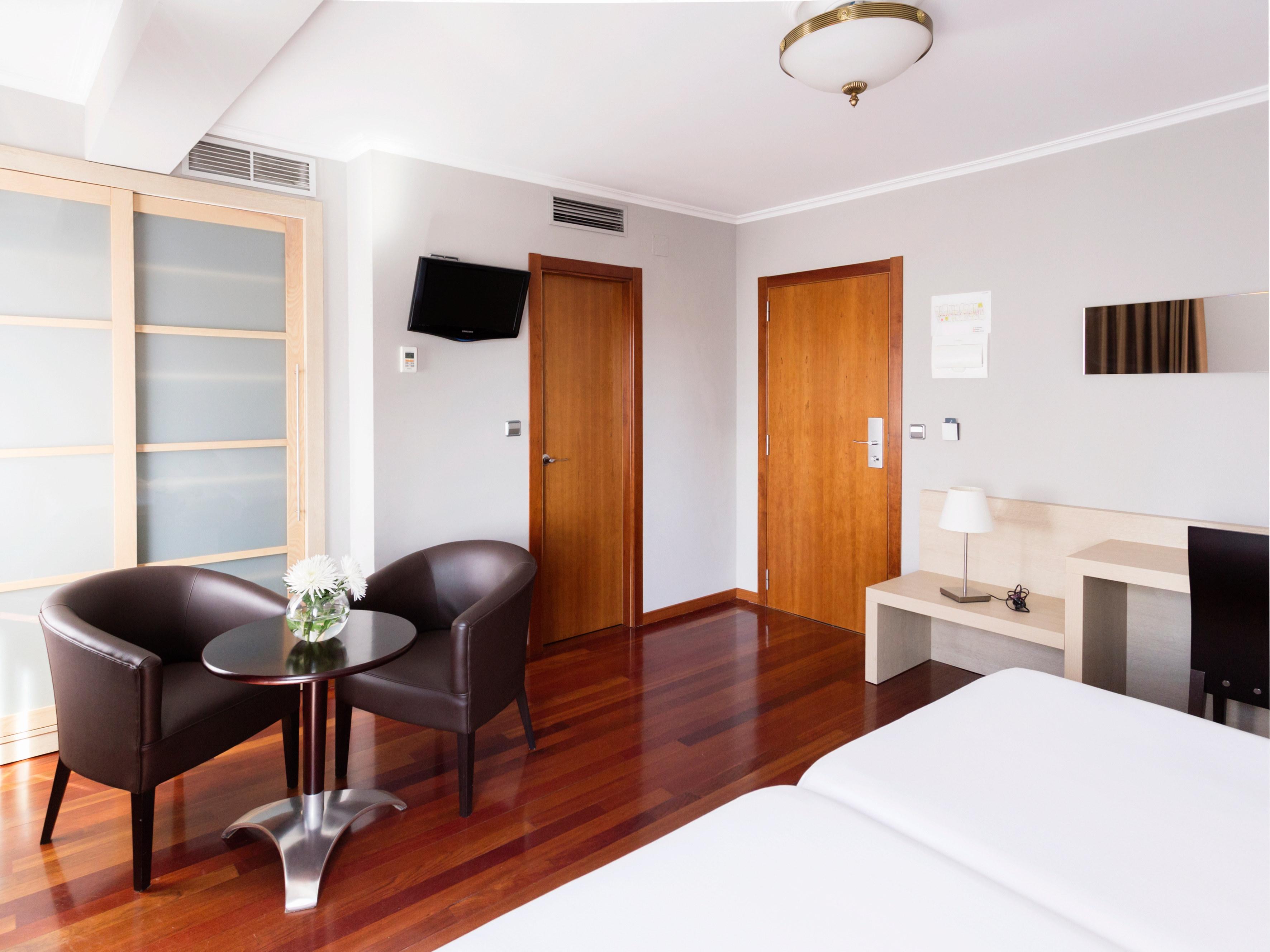 Hotel Valencia Ferrol Luaran gambar
