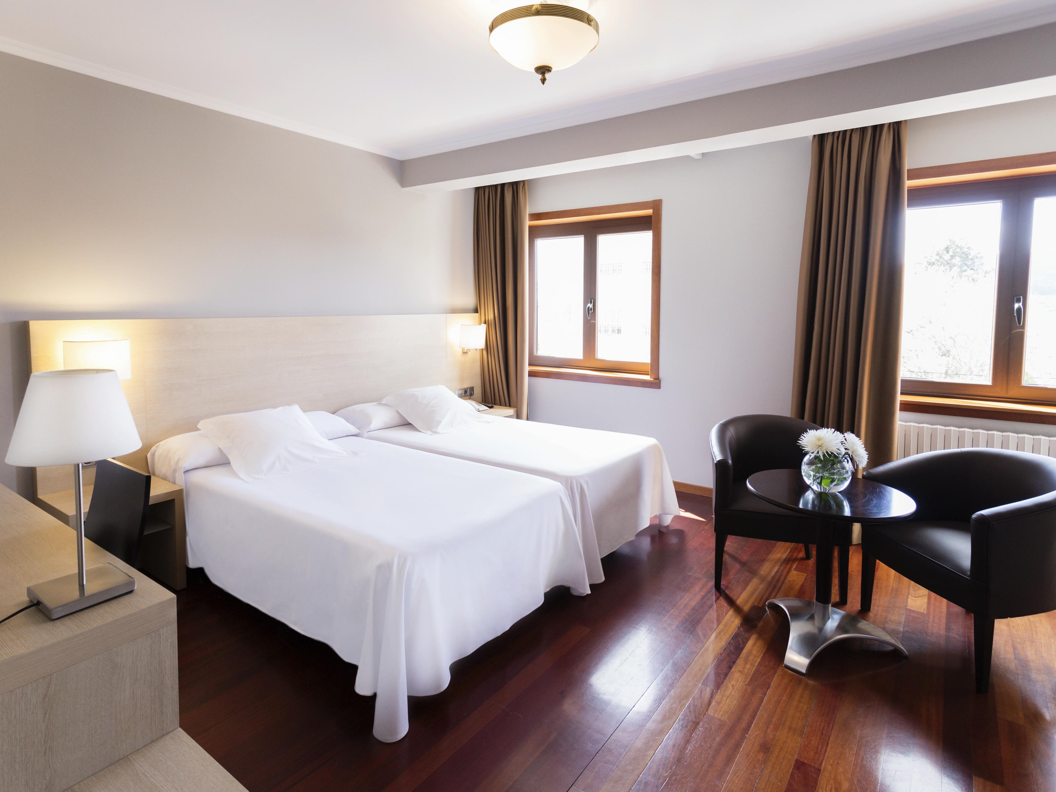 Hotel Valencia Ferrol Luaran gambar