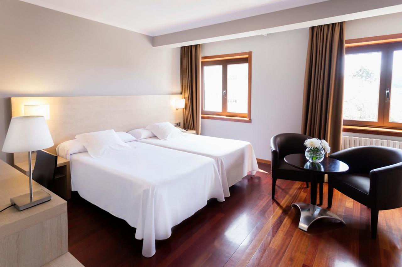 Hotel Valencia Ferrol Luaran gambar